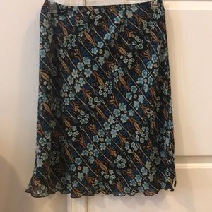Mid length skirt - gently worn